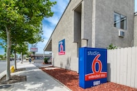 Studio 6 Cypress, CA