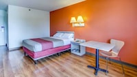 Motel 6 Amherst, NY - Buffalo