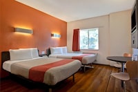 Motel 6 Gilroy, CA
