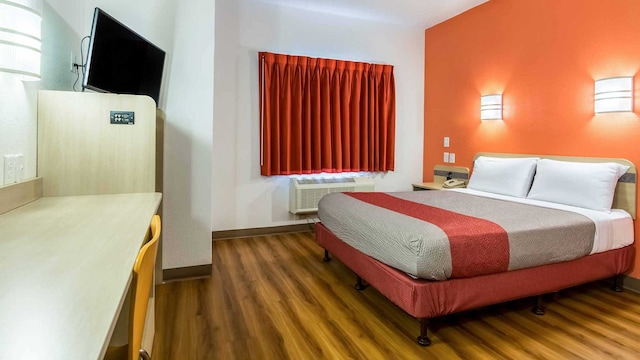 1 Queen Bed | Non-Smoking