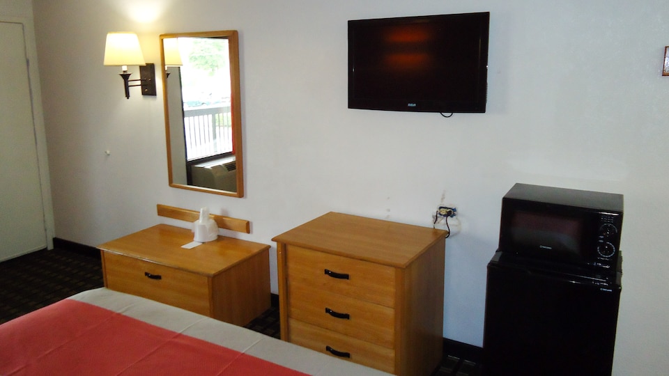 Motel 6 Memphis, TN - East, C38134, Memphis