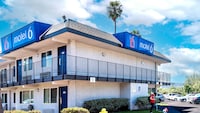 Motel 6 Pleasanton, CA