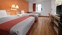 Motel 6 Buena Park, CA - Knotts Berry Farm - Disneyland