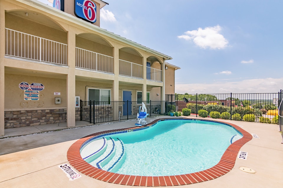 Motel 6 Azle, TX, Azle, Azle