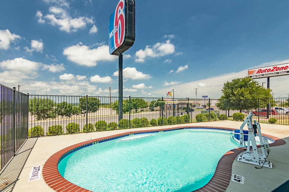 Motel 6 Azle, TX, Azle, Azle