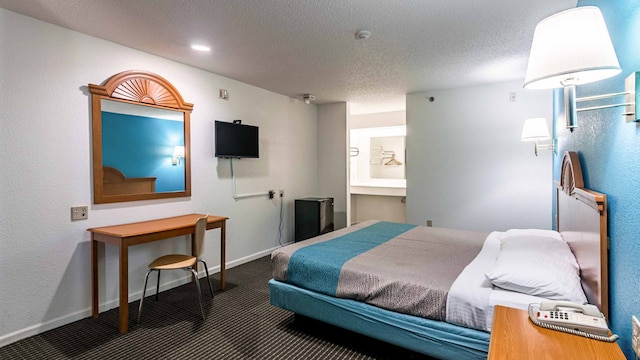 1 King Bed | Non-Smoking, Micfridge