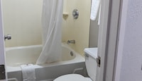Motel 6 Nashua, NH - North