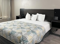 Studio 6 Suites Dayton, OH - Englewood