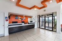 Motel 6 San Antonio, TX - Fiesta Trails