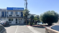 Motel 6 Tulare, CA