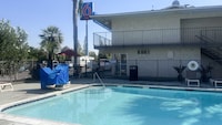 Motel 6 Tulare, CA