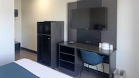 Motel 6 Tulare, CA