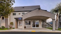 Motel 6 Buttonwillow, CA - Central