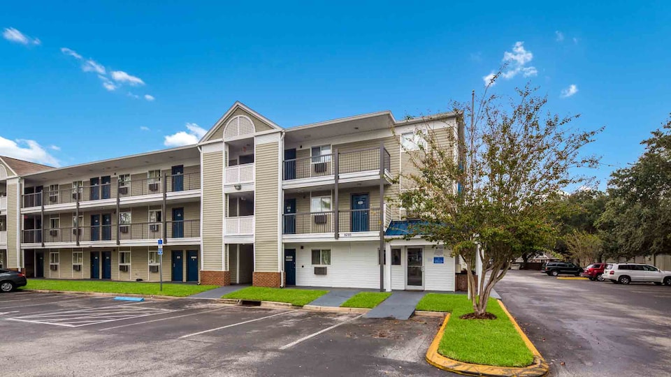 Studio 6 Jacksonville, FL - South, C32234, Jacksonville