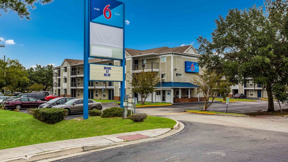 Studio 6 Jacksonville, FL - South, C32234, Jacksonville