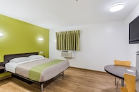 Studio 6 Extended Stay - Jacksonville, FL - South