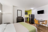 Studio 6 Extended Stay - Jacksonville, FL - South