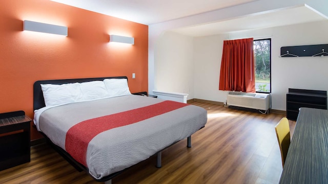 1 King Bed | Mobility Accessible Tub, Nsmk