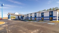 Motel 6 Moss Point, MS