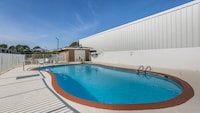 Motel 6 Dothan, AL