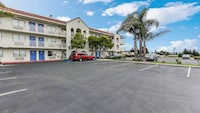 Motel 6 Watsonville, CA - Monterey Area