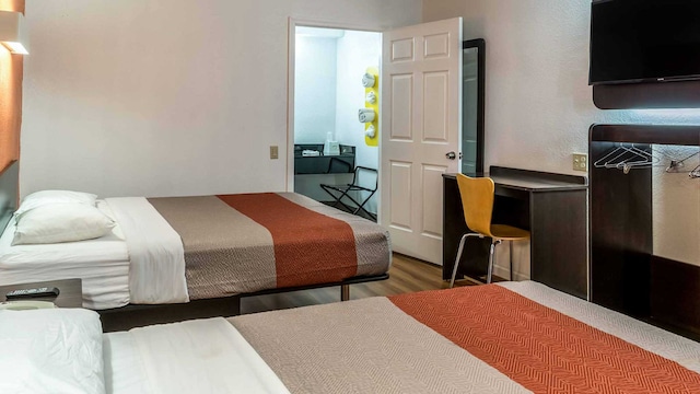 2 QUEEN BEDS | SMOKING