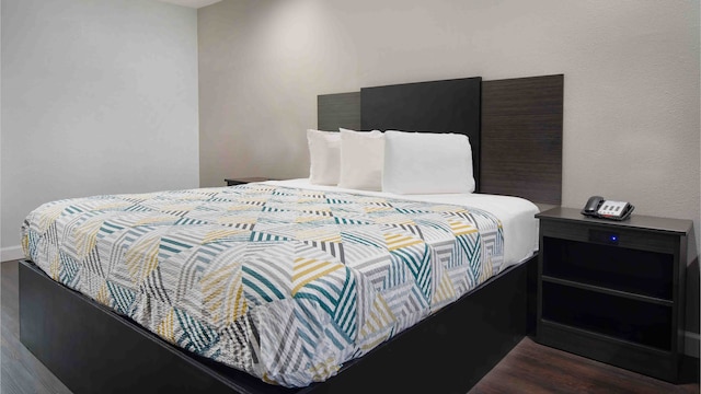 1 King Bed | Smoking, Micfridge