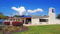 Motel 6 Newport News, VA