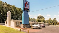 Motel 6 Newport News, VA
