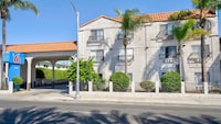 Motel 6 Inglewood, CA