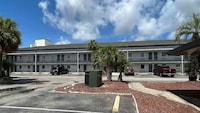 Motel 6 New Port Richey, FL