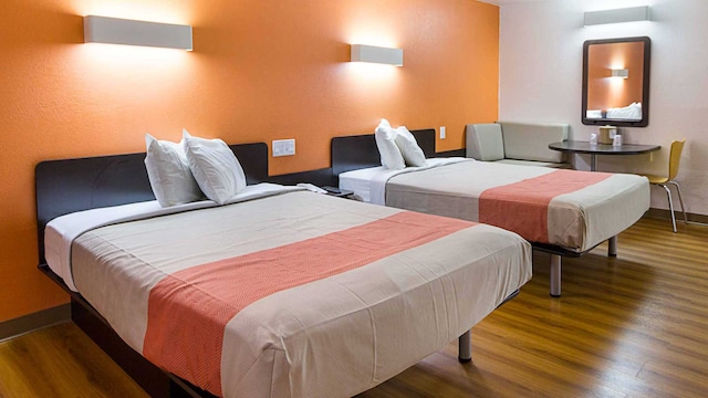 2 QUEEN BEDS | NON-SMOKING, MICFRIDGE