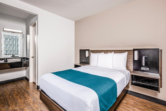 1 Full Bed | Mobility Access Tub, Nsmk