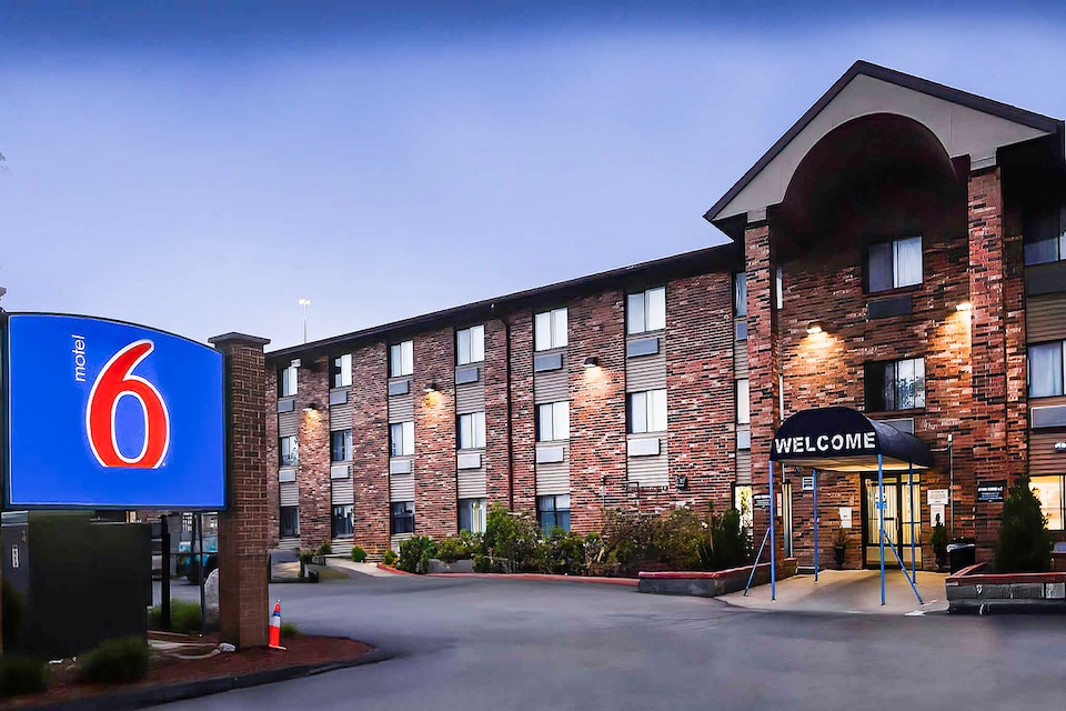 Motel 6 Milwaukee, WI - Glendale, Glendale_WI, Glendale