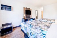 Motel 6 Milwaukee, WI - Glendale