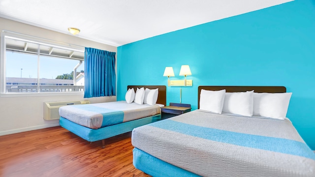 2 Full Beds | Mobility Access RI Shower Nsmk