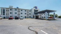 Motel 6 Junction City, KS