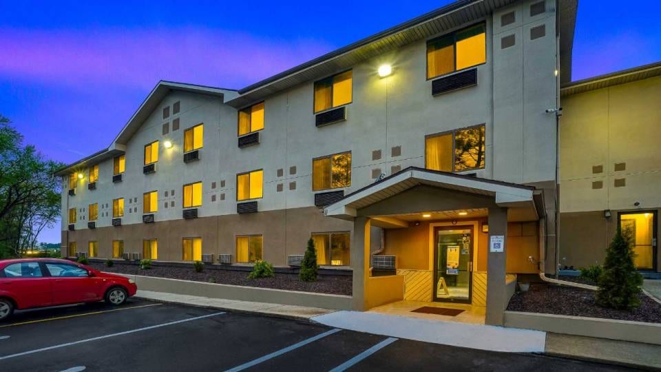 Motel 6 Montoursville, PA - Williamsport, Montoursville, Montoursville