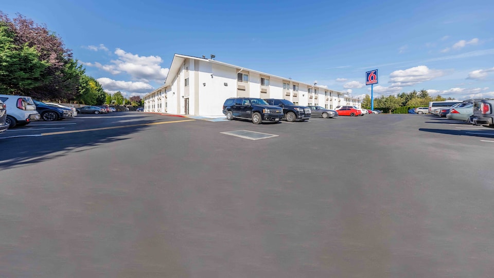 Motel 6 Seattle, WA - Sea-Tac Airport South, C98188, Seattle