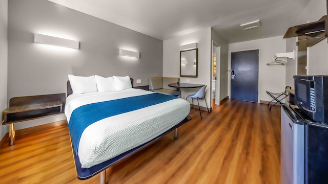 1 Full Bed | Mobility Access RI Shwr, Nsmk