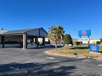 Motel 6 Greenville, NC – ECU-Medical Center