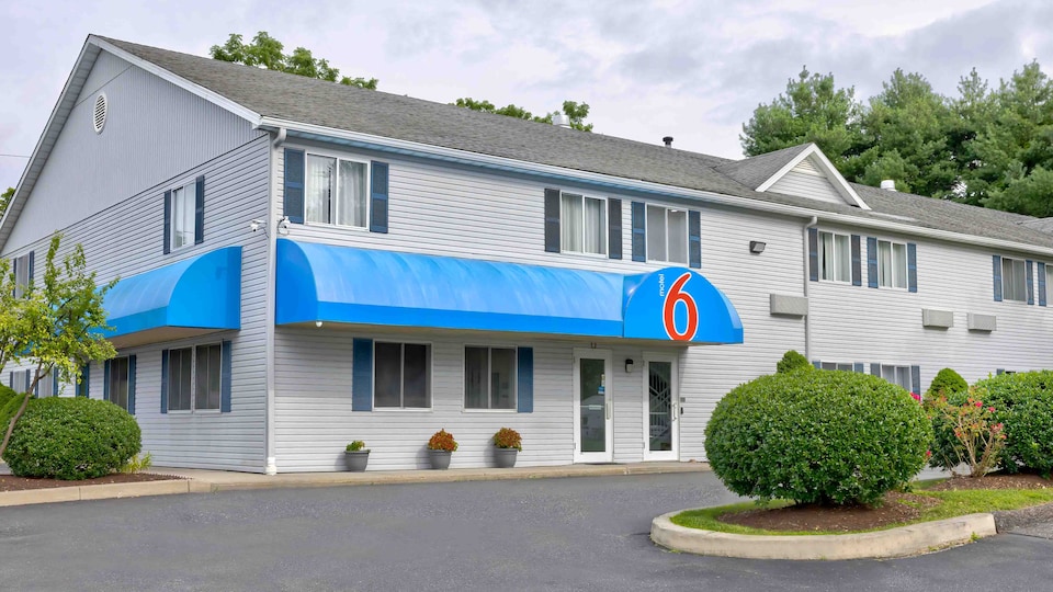Motel 6 Bethel, CT - Danbury, Bethel, Bethel