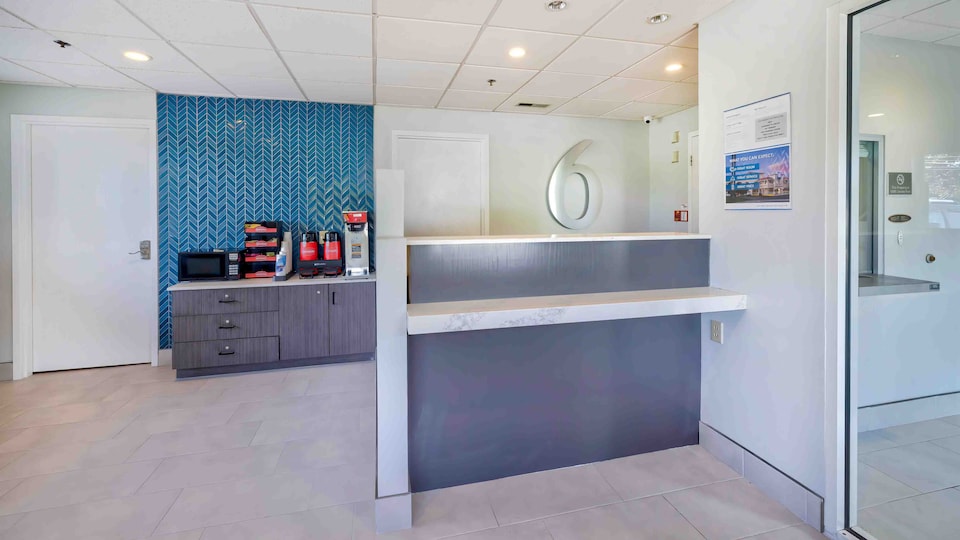 Motel 6 Bethel, CT - Danbury, Bethel, Bethel