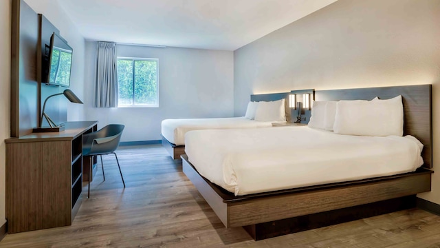 2 Queen Beds | ADA/RI Shower/Non-Smoking