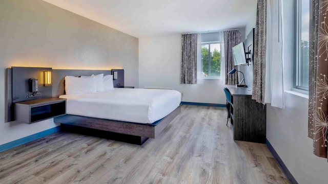 1 Queen Bed | Non-Smoking