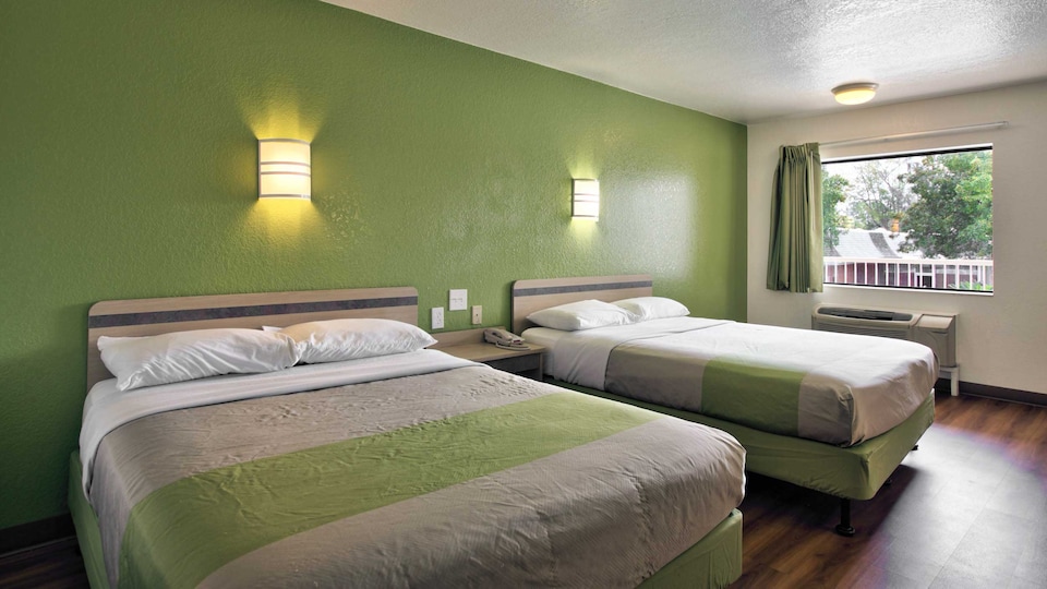 Motel 6 Tallahassee, FL - Downtown, Tallahassee, Tallahassee