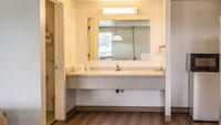 Motel 6 Albany, OR