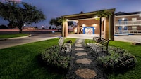 Motel 6 Plano, TX - Plano Northeast