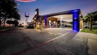Motel 6 Plano, TX - Plano Northeast