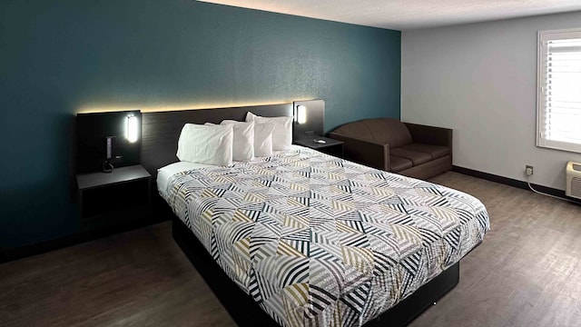 1 King Bed | Suite, Non-Smoking